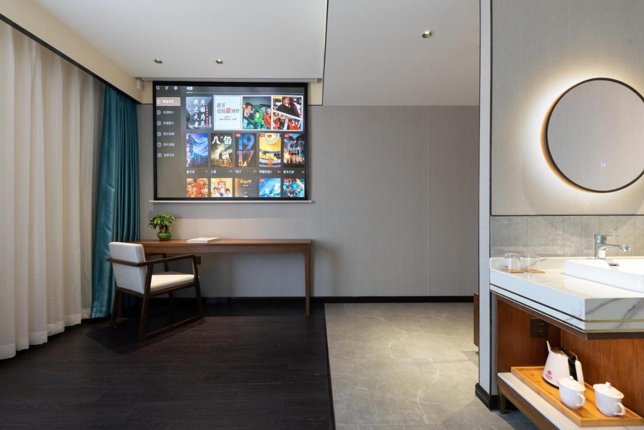Beijing Tangfu Hotel - Located In The City Center Adjacent To The Subway Station Close To Nanluoguxiang Gulou Lama Temple Tiananmen Square Forbidden City Temple Of Heaven Providing Laundry Car Rental And Ticketing Services Dış mekan fotoğraf