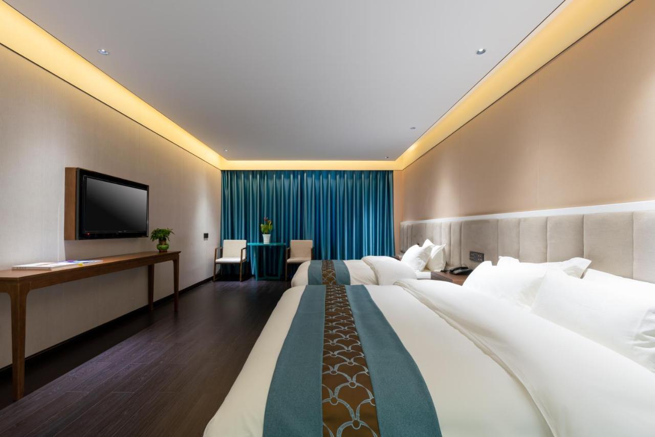 Beijing Tangfu Hotel - Located In The City Center Adjacent To The Subway Station Close To Nanluoguxiang Gulou Lama Temple Tiananmen Square Forbidden City Temple Of Heaven Providing Laundry Car Rental And Ticketing Services Dış mekan fotoğraf