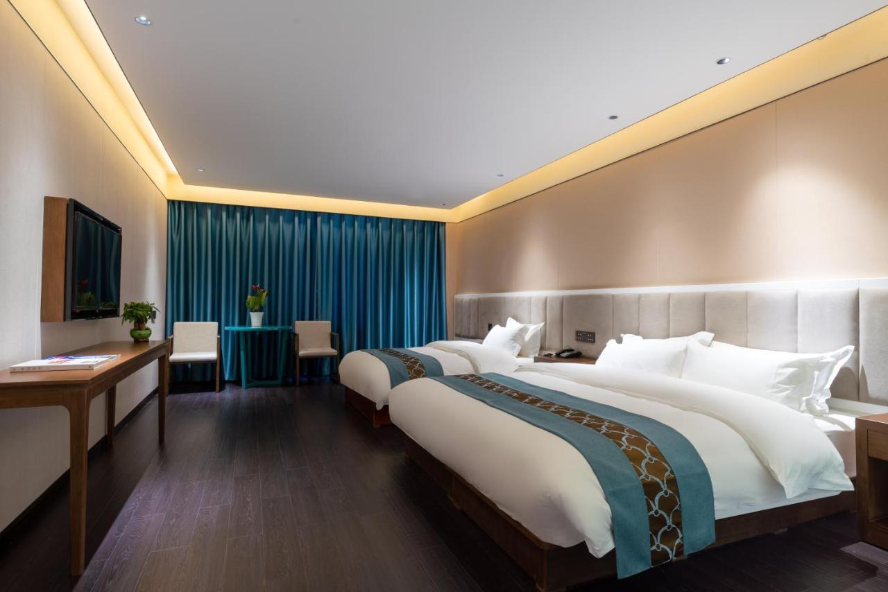 Beijing Tangfu Hotel - Located In The City Center Adjacent To The Subway Station Close To Nanluoguxiang Gulou Lama Temple Tiananmen Square Forbidden City Temple Of Heaven Providing Laundry Car Rental And Ticketing Services Dış mekan fotoğraf