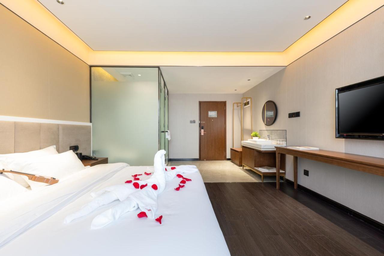 Beijing Tangfu Hotel - Located In The City Center Adjacent To The Subway Station Close To Nanluoguxiang Gulou Lama Temple Tiananmen Square Forbidden City Temple Of Heaven Providing Laundry Car Rental And Ticketing Services Dış mekan fotoğraf