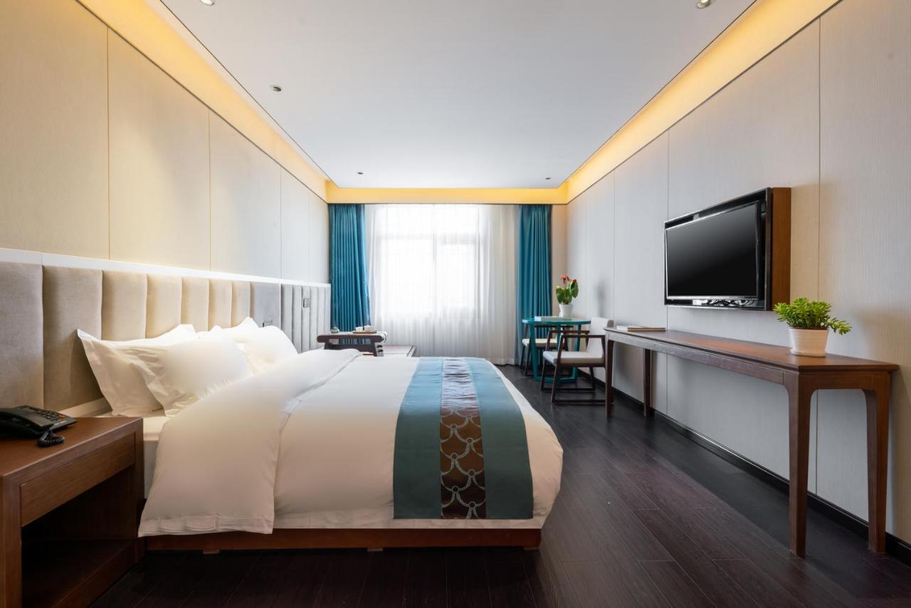 Beijing Tangfu Hotel - Located In The City Center Adjacent To The Subway Station Close To Nanluoguxiang Gulou Lama Temple Tiananmen Square Forbidden City Temple Of Heaven Providing Laundry Car Rental And Ticketing Services Dış mekan fotoğraf