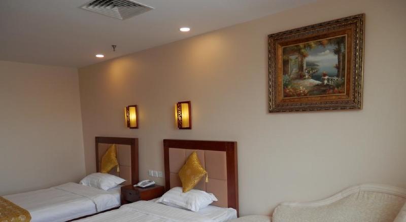 Beijing Tangfu Hotel - Located In The City Center Adjacent To The Subway Station Close To Nanluoguxiang Gulou Lama Temple Tiananmen Square Forbidden City Temple Of Heaven Providing Laundry Car Rental And Ticketing Services Dış mekan fotoğraf