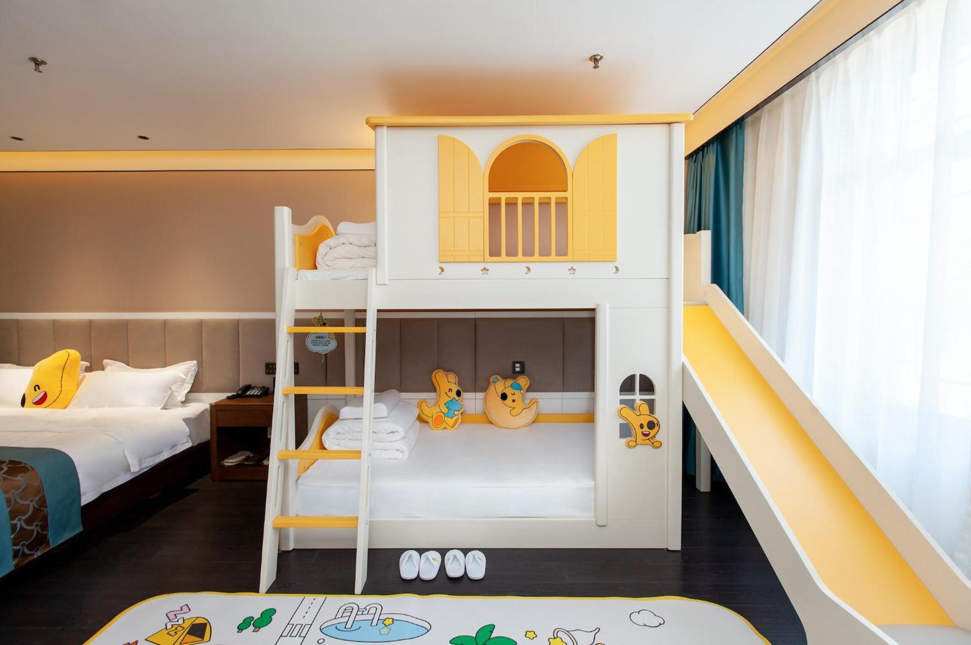 Beijing Tangfu Hotel - Located In The City Center Adjacent To The Subway Station Close To Nanluoguxiang Gulou Lama Temple Tiananmen Square Forbidden City Temple Of Heaven Providing Laundry Car Rental And Ticketing Services Dış mekan fotoğraf