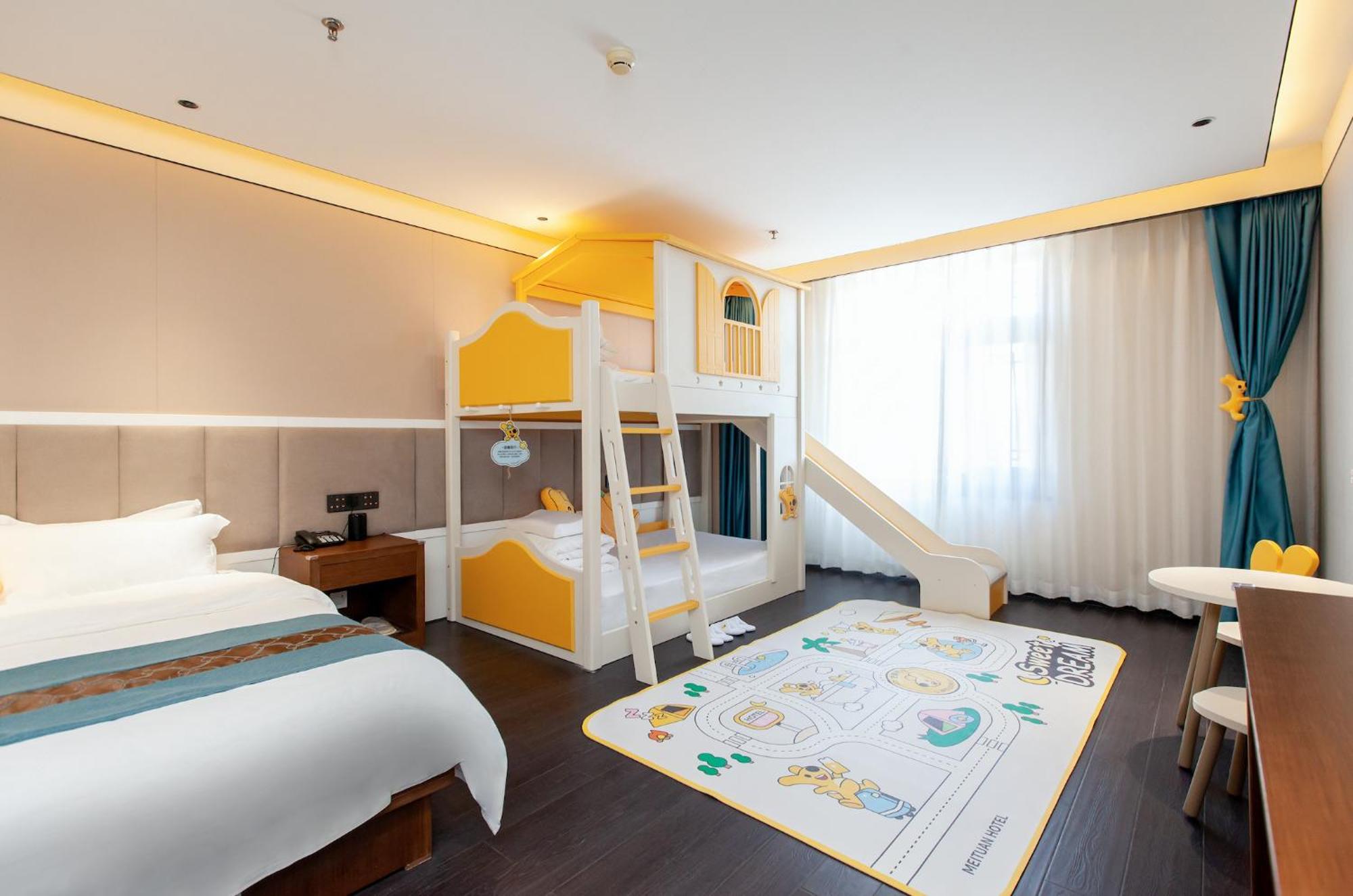 Beijing Tangfu Hotel - Located In The City Center Adjacent To The Subway Station Close To Nanluoguxiang Gulou Lama Temple Tiananmen Square Forbidden City Temple Of Heaven Providing Laundry Car Rental And Ticketing Services Dış mekan fotoğraf