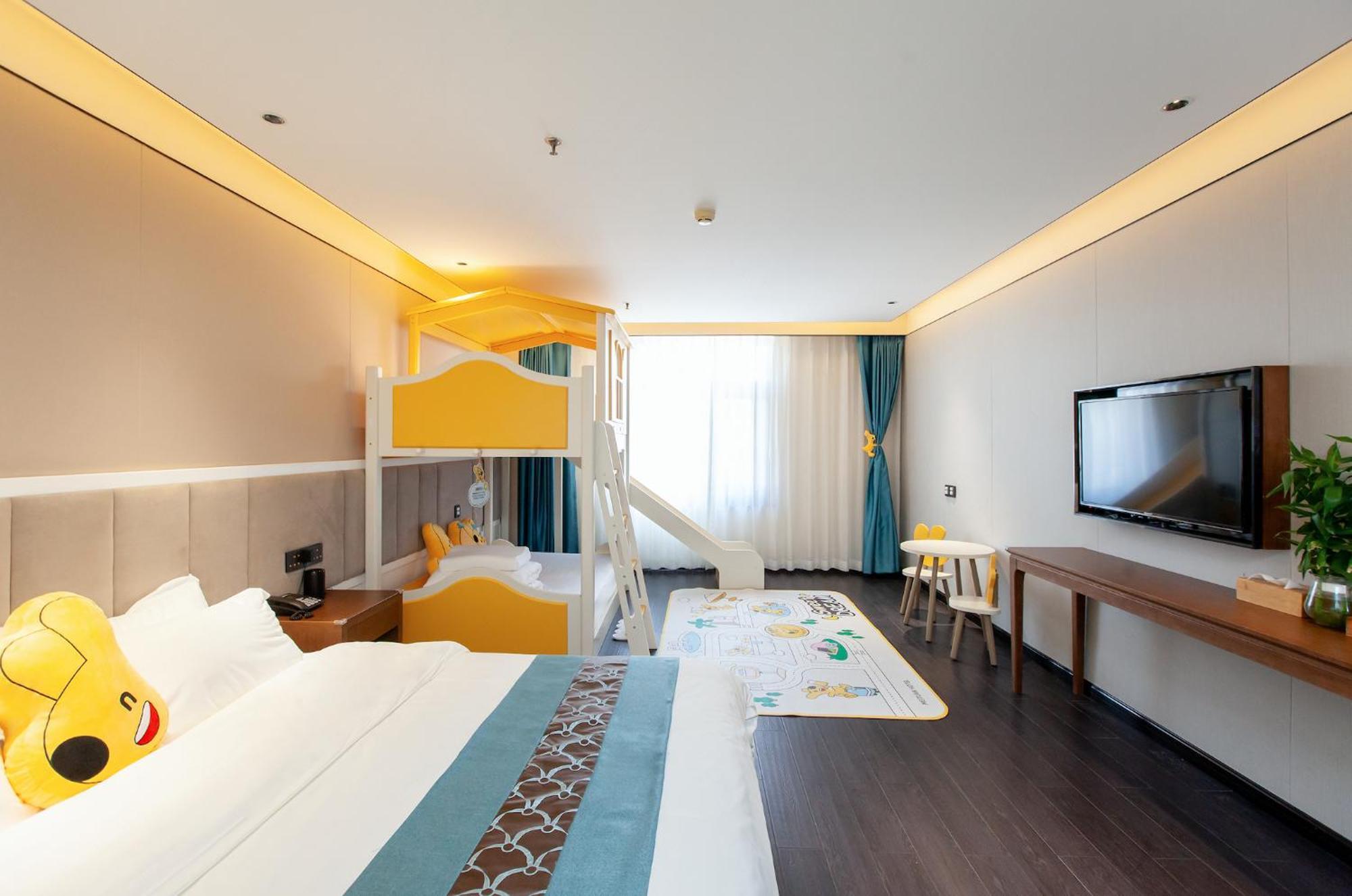 Beijing Tangfu Hotel - Located In The City Center Adjacent To The Subway Station Close To Nanluoguxiang Gulou Lama Temple Tiananmen Square Forbidden City Temple Of Heaven Providing Laundry Car Rental And Ticketing Services Dış mekan fotoğraf