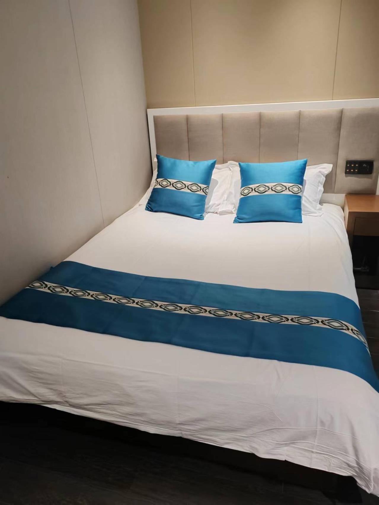 Beijing Tangfu Hotel - Located In The City Center Adjacent To The Subway Station Close To Nanluoguxiang Gulou Lama Temple Tiananmen Square Forbidden City Temple Of Heaven Providing Laundry Car Rental And Ticketing Services Dış mekan fotoğraf