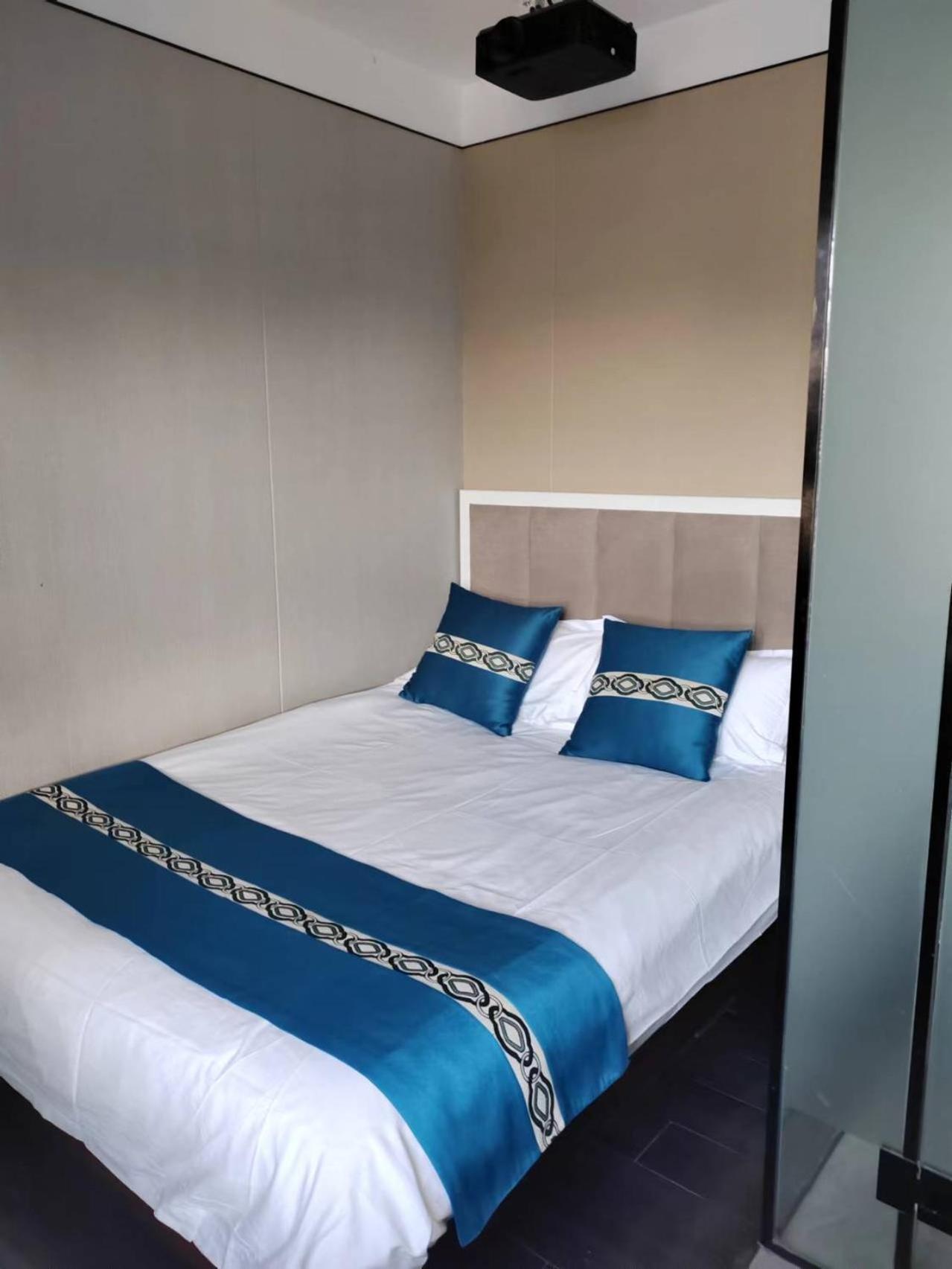 Beijing Tangfu Hotel - Located In The City Center Adjacent To The Subway Station Close To Nanluoguxiang Gulou Lama Temple Tiananmen Square Forbidden City Temple Of Heaven Providing Laundry Car Rental And Ticketing Services Dış mekan fotoğraf