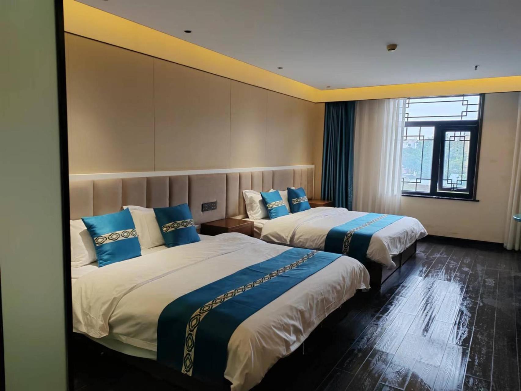 Beijing Tangfu Hotel - Located In The City Center Adjacent To The Subway Station Close To Nanluoguxiang Gulou Lama Temple Tiananmen Square Forbidden City Temple Of Heaven Providing Laundry Car Rental And Ticketing Services Dış mekan fotoğraf