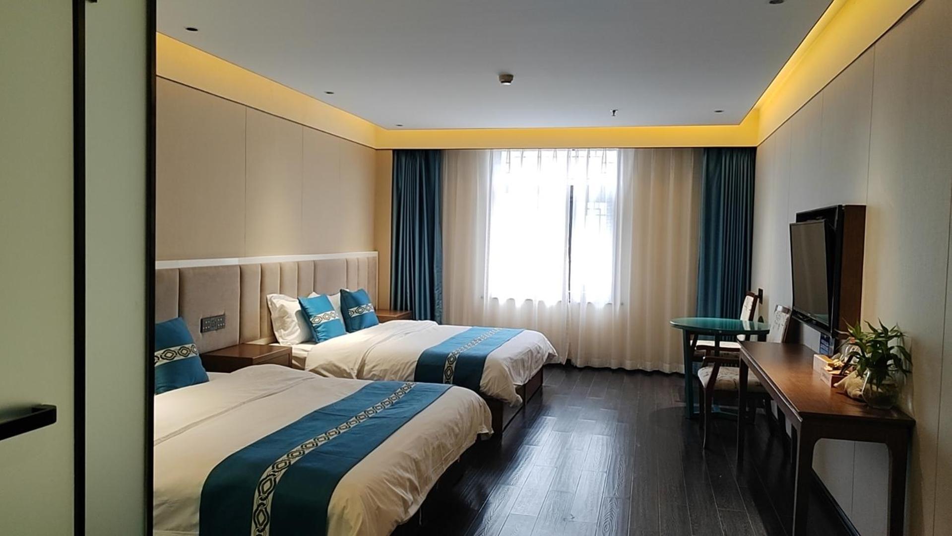 Beijing Tangfu Hotel - Located In The City Center Adjacent To The Subway Station Close To Nanluoguxiang Gulou Lama Temple Tiananmen Square Forbidden City Temple Of Heaven Providing Laundry Car Rental And Ticketing Services Dış mekan fotoğraf